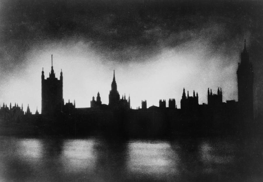 westminster bombed during world war 2